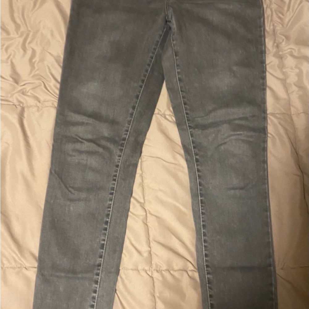 Levi’s 720 Women’s High Rise Super Skinny Sz. 29